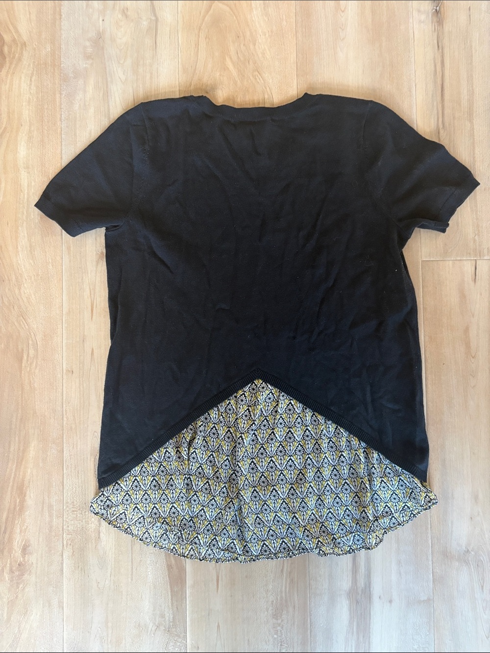 LOFT Black Short-Sleeve Top with Patterned Layered Hem - Picture 4 of 4